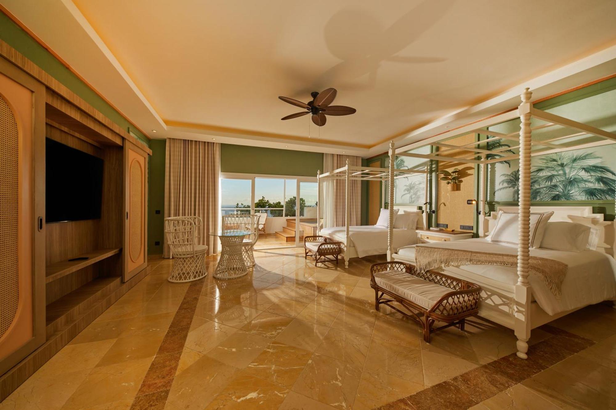Junior Suite Sea View Plunge Pool,1588229275:JPEG